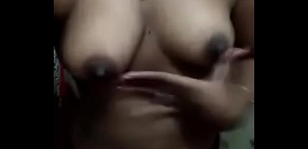  Desi aunty big black juciy nipple and boob
